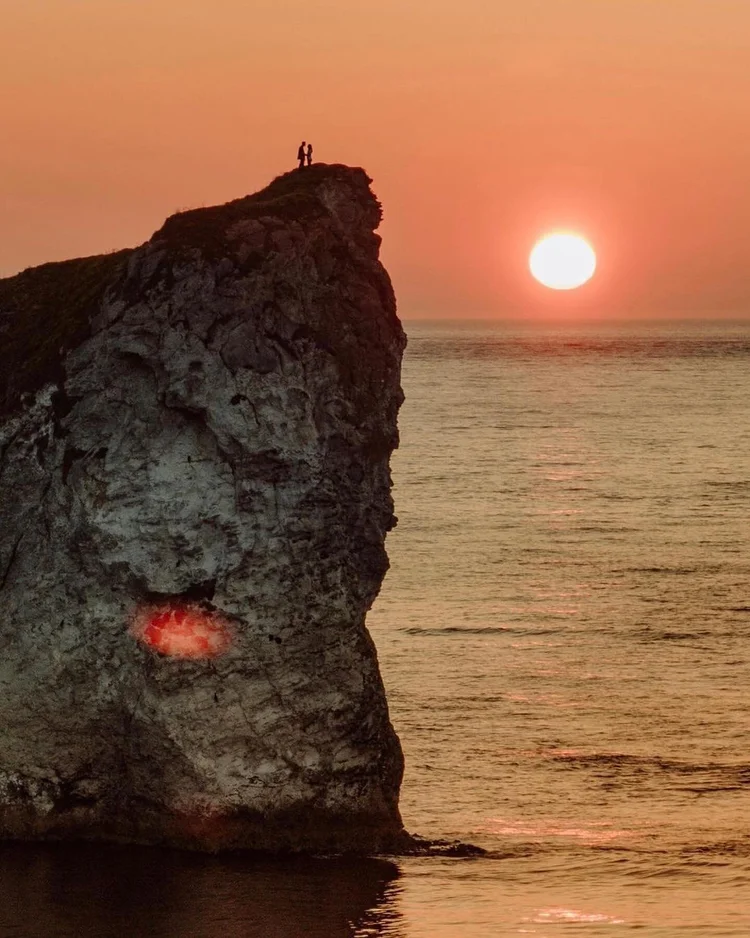 Wedding on a cliff